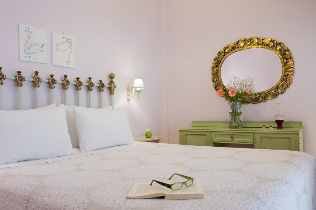 Amalia Apartments Exanthia 객실 사진